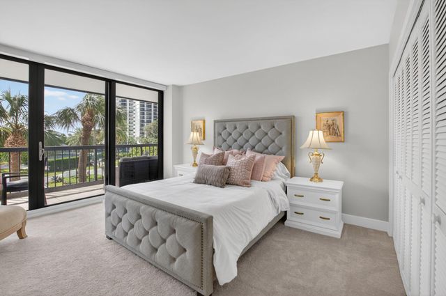 4748 S Ocean Boulevard 301, Highland Beach, FL 33487
