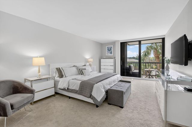 4748 S Ocean Boulevard 301, Highland Beach, FL 33487