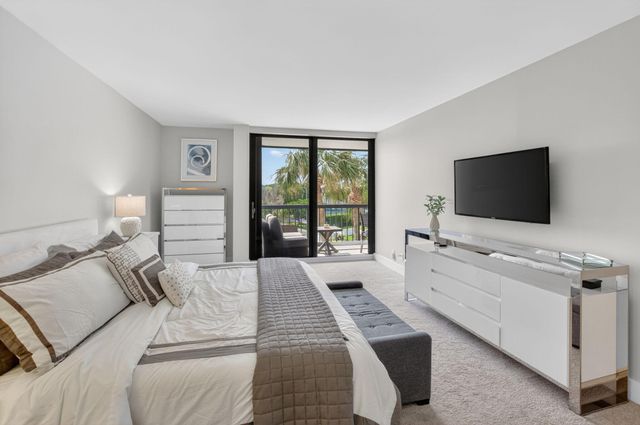 4748 S Ocean Boulevard 301, Highland Beach, FL 33487