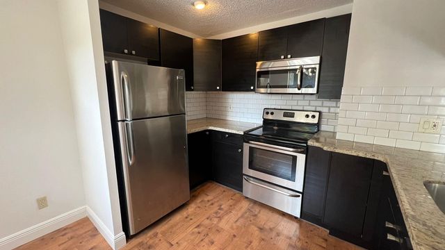9621 NW 4th Street 3e, Coral Springs, FL 33071