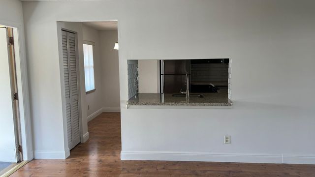 9621 NW 4th Street 3e, Coral Springs, FL 33071