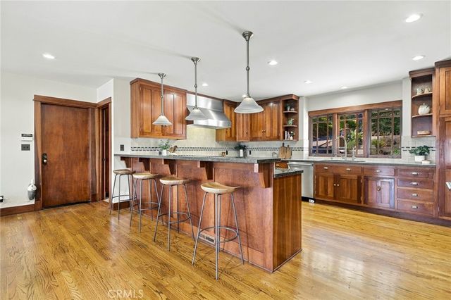 4036 Robin Hill Road, La Canada Flintridge, CA 91011