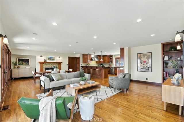 4036 Robin Hill Road, La Canada Flintridge, CA 91011
