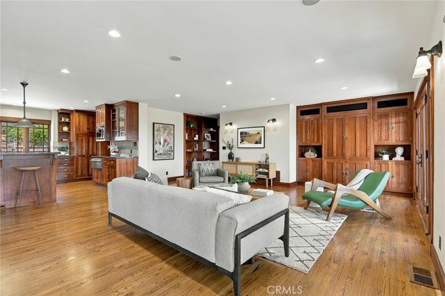 4036 Robin Hill Road, La Canada Flintridge, CA 91011