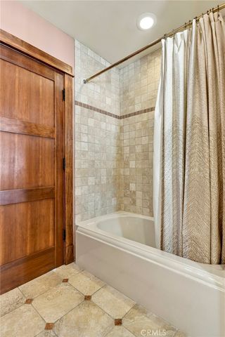 4036 Robin Hill Road, La Canada Flintridge, CA 91011