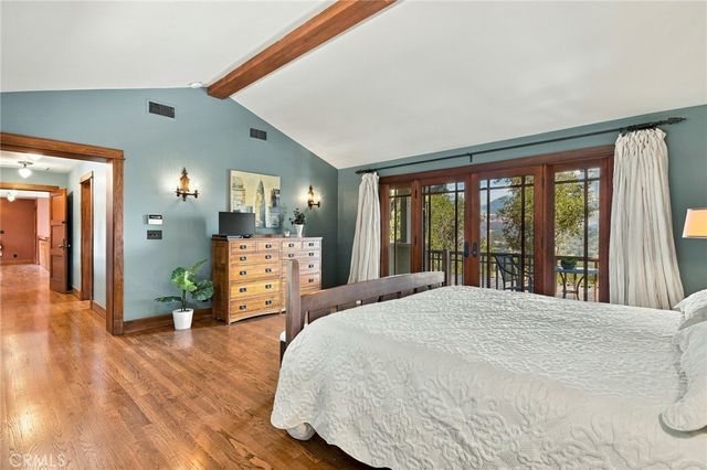 4036 Robin Hill Road, La Canada Flintridge, CA 91011