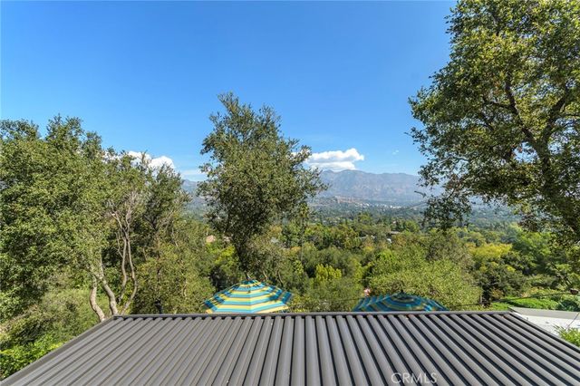 4036 Robin Hill Road, La Canada Flintridge, CA 91011