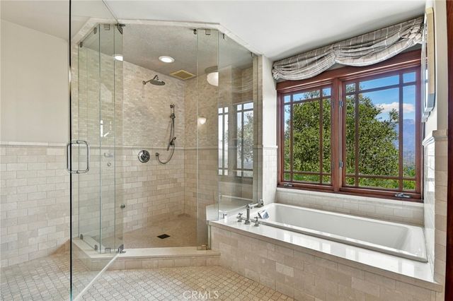 4036 Robin Hill Road, La Canada Flintridge, CA 91011