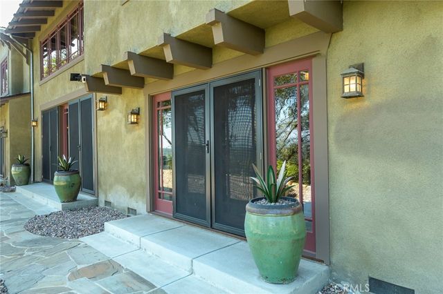 4036 Robin Hill Road, La Canada Flintridge, CA 91011