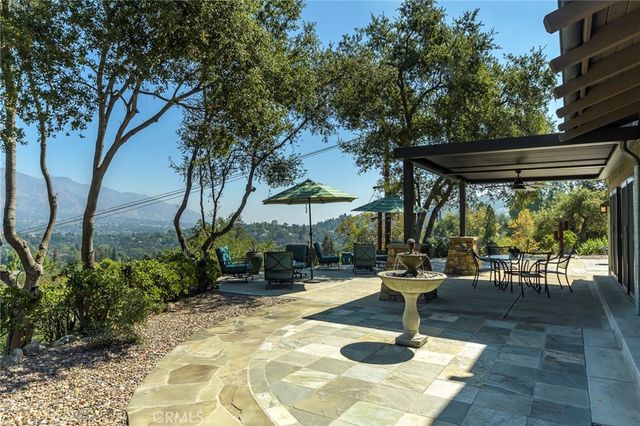 4036 Robin Hill Road, La Canada Flintridge, CA 91011