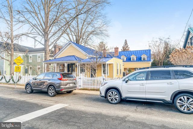 7153 MAIN ST, Clifton, VA 20124