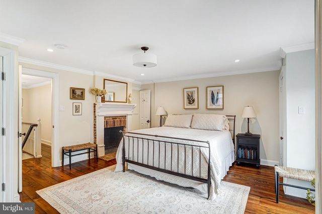 7153 MAIN ST, Clifton, VA 20124