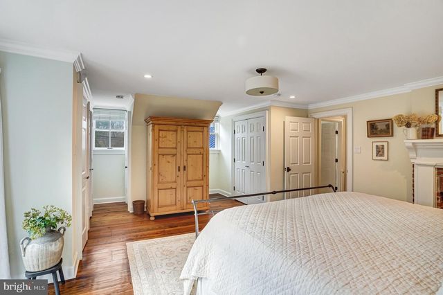 7153 MAIN ST, Clifton, VA 20124