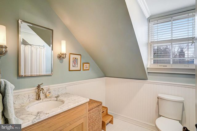 7153 MAIN ST, Clifton, VA 20124