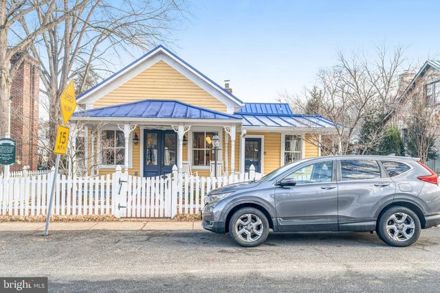 7153 MAIN ST, Clifton, VA 20124