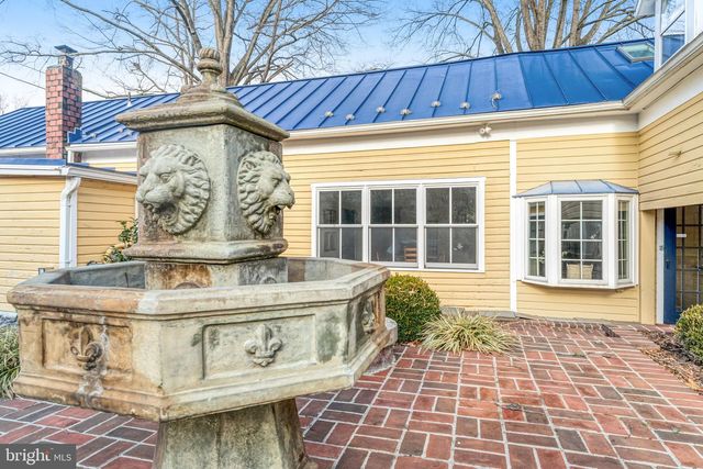 7153 MAIN ST, Clifton, VA 20124