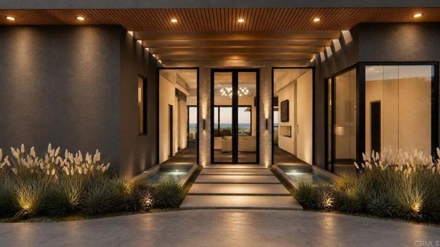 9608 Sunset, La Mesa, CA 91941
