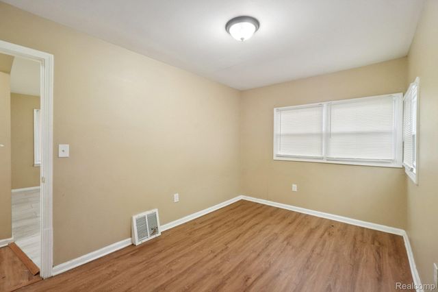 9072 Burt Road, Detroit, MI 48228