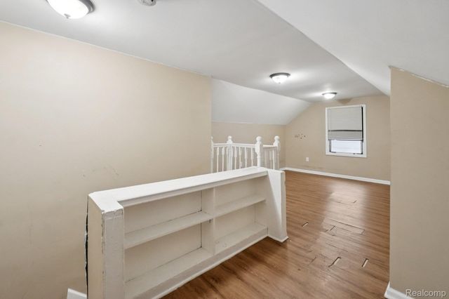 9072 Burt Road, Detroit, MI 48228