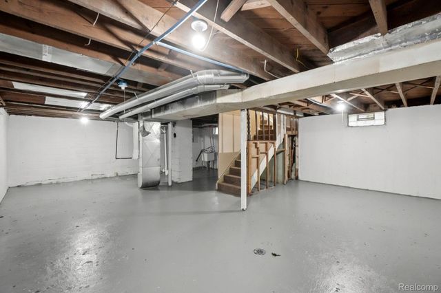 9072 Burt Road, Detroit, MI 48228