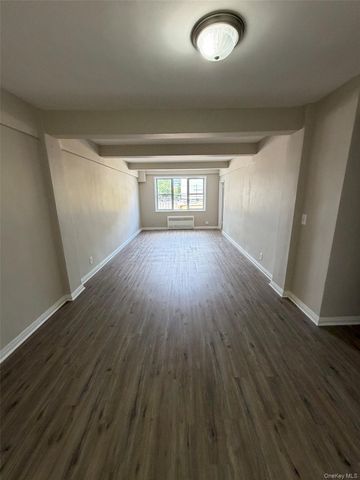 480 Riverdale Avenue 1F, Yonkers, NY 10705