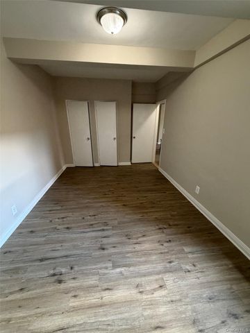 480 Riverdale Avenue 1F, Yonkers, NY 10705