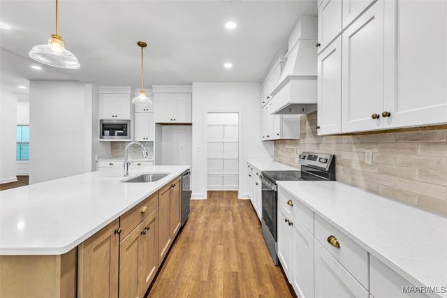 2063 Robinson Pond Road, Prattville, AL 36067