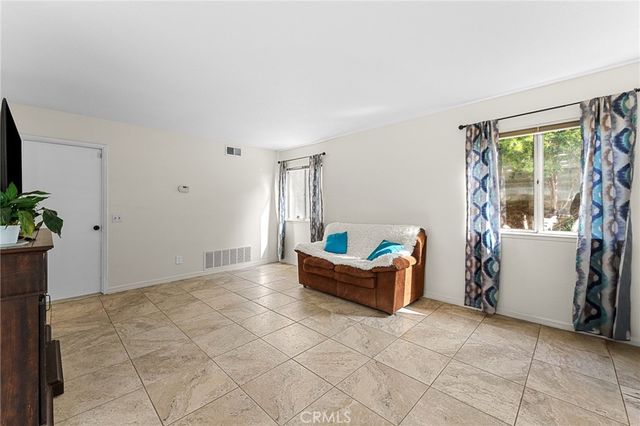 22933 De Berry Street, Grand Terrace, CA 92313