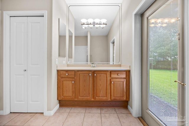 1166 Grand Pointe Dr, Gulf Breeze, FL 32563