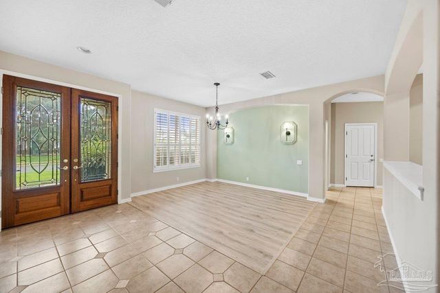 1166 Grand Pointe Dr, Gulf Breeze, FL 32563
