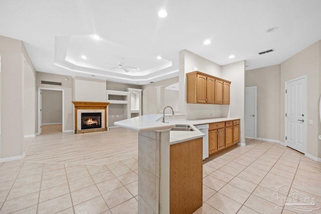1166 Grand Pointe Dr, Gulf Breeze, FL 32563
