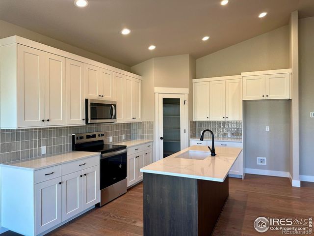 3274 Buffalo Grass Lane, Wellington, CO 80549