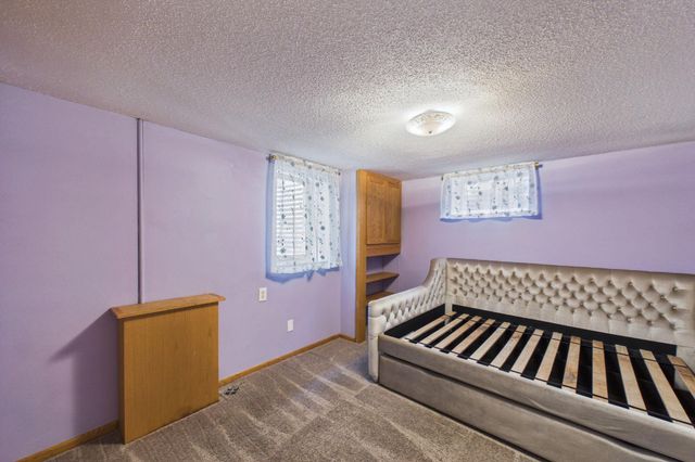 5901 Thomas Avenue S, Minneapolis, MN 55410