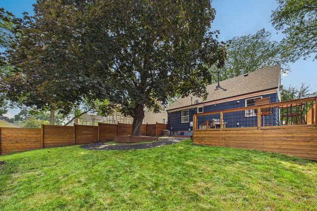 5901 Thomas Avenue S, Minneapolis, MN 55410