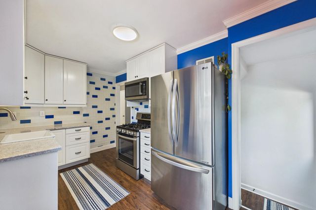 5901 Thomas Avenue S, Minneapolis, MN 55410
