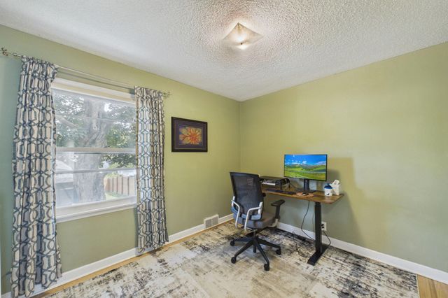 5901 Thomas Avenue S, Minneapolis, MN 55410