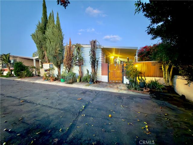 21001 Plummer Street 107, Chatsworth, CA 91311