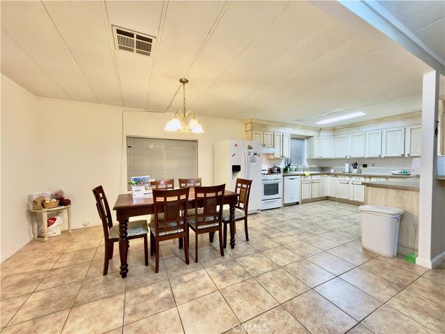 21001 Plummer Street 107, Chatsworth, CA 91311