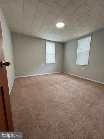 506 E CENTER ST, Millersburg, PA 17061