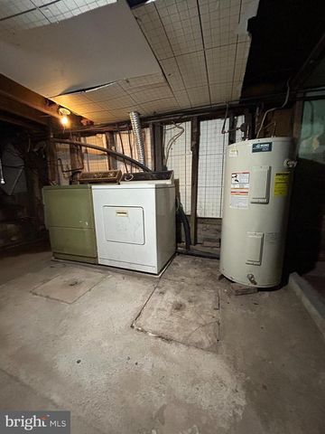 506 E CENTER ST, Millersburg, PA 17061