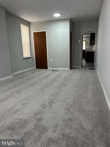 506 E CENTER ST, Millersburg, PA 17061