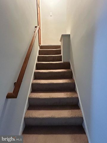 506 E CENTER ST, Millersburg, PA 17061