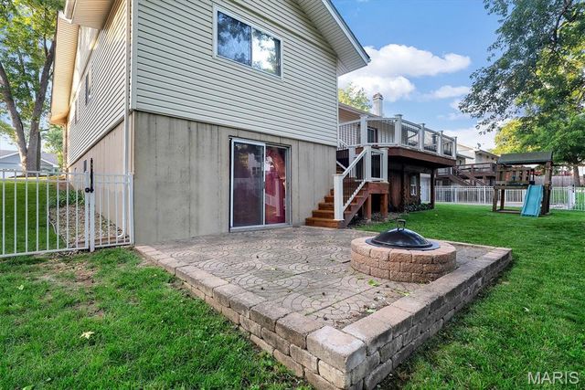 426 Madrina Court, Ballwin, MO 63021