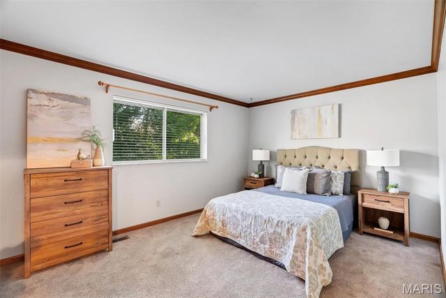 426 Madrina Court, Ballwin, MO 63021