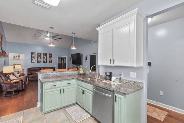 214 Lace Drive, Dothan, AL 36301