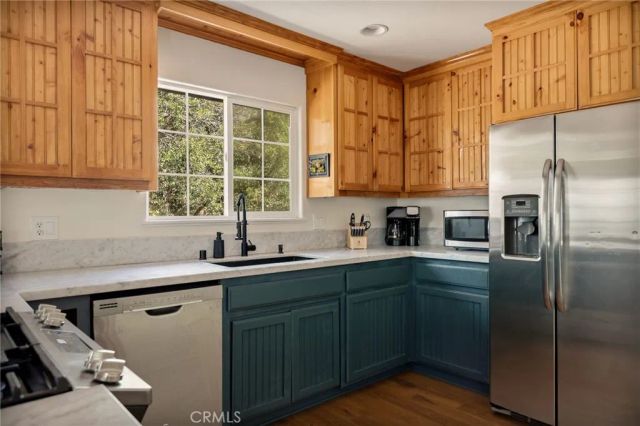 1348 Manzanita, Lake Arrowhead, CA 92352