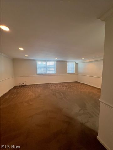 19901 Van Aken Boulevard W 7, Shaker Heights, OH 44122