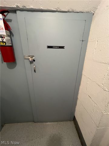 19901 Van Aken Boulevard W 7, Shaker Heights, OH 44122