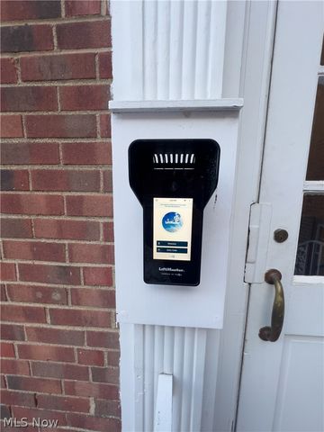 19901 Van Aken Boulevard W 7, Shaker Heights, OH 44122