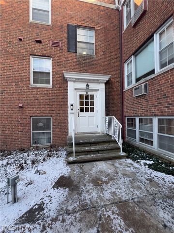 19901 Van Aken Boulevard W 7, Shaker Heights, OH 44122